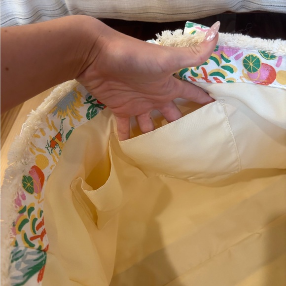 Roller Rabbit Multi-Color Tropical Tote - Picture 6 of 9